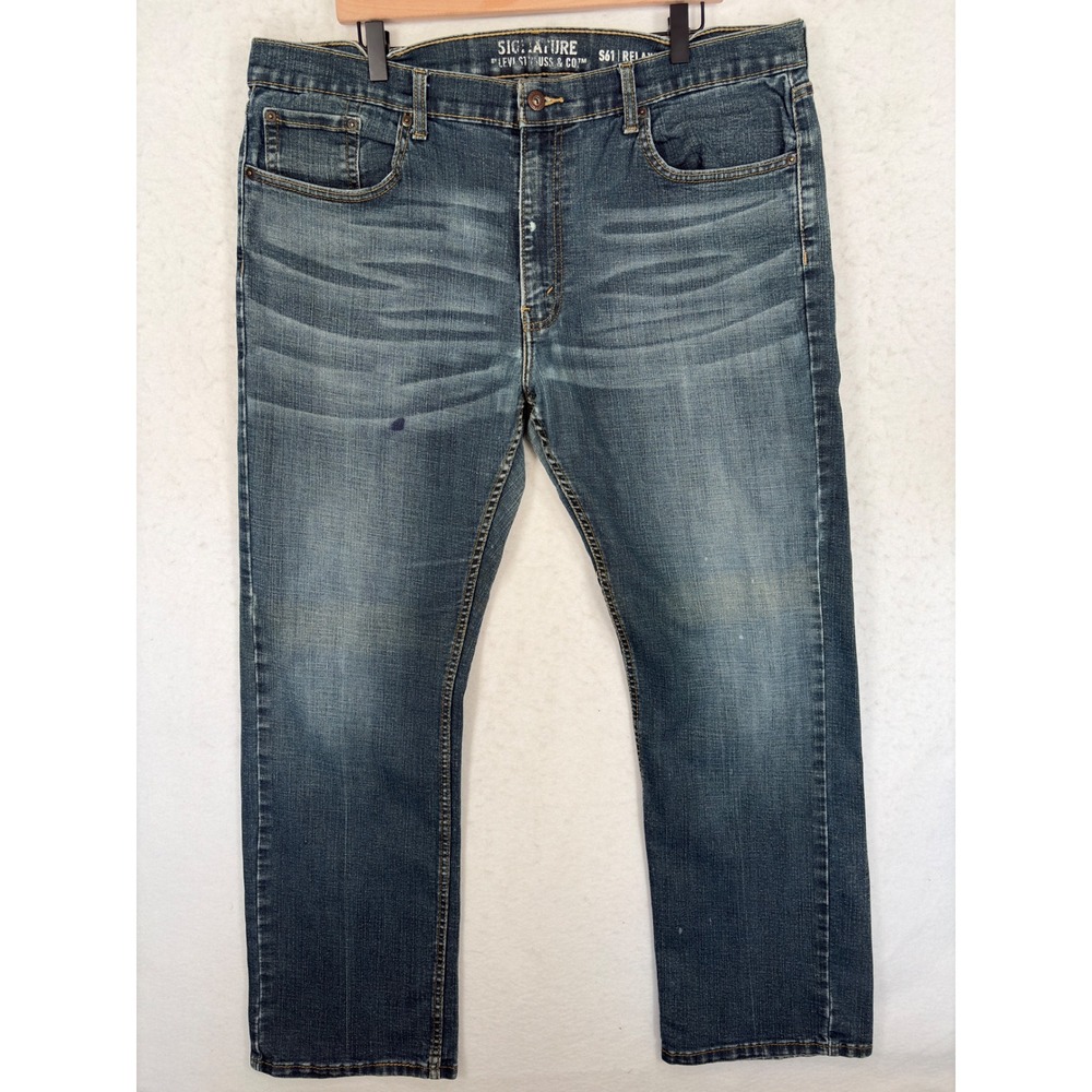 Signature by Levi Strauss S61 Relaxed Fit Jeans Mens 38x29 Medium Wash Denim